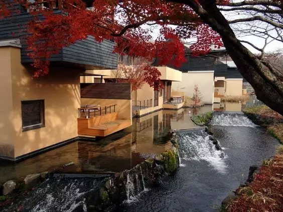 虹夕諾雅室外溫泉設計