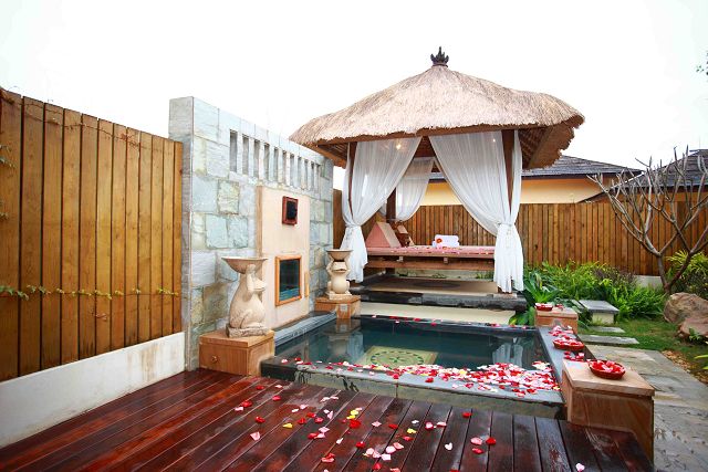 溫泉酒店在轉(zhuǎn)型升級過程中應(yīng)注意的幾個(gè)經(jīng)營問題