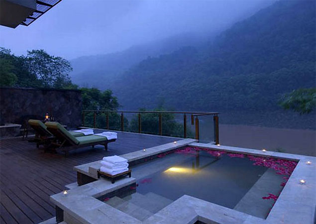 如何解決溫泉產(chǎn)品單一問題