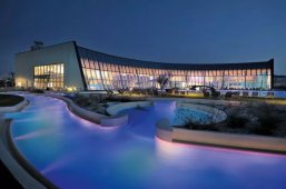 面向親子、度假需求，覆蓋室內外業態功能的溫泉度假區設計